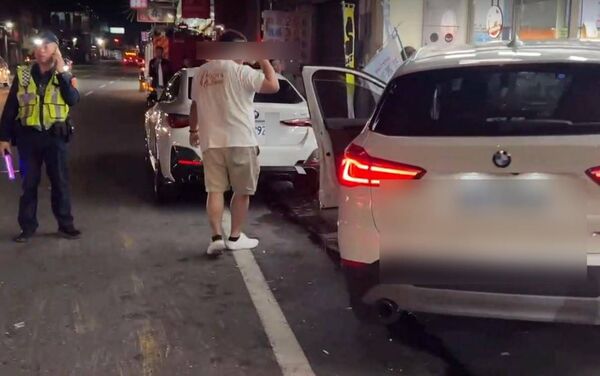 ▲彰化埔心鄉員鹿路發生一起疑似4輛雙B車競速追撞入超商, 造成4人輕重傷。（圖／民眾提供）