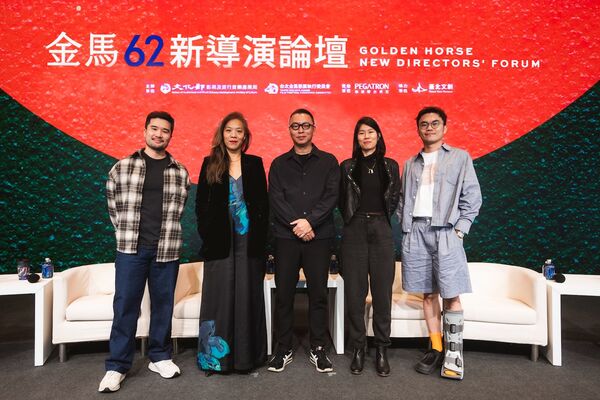 ▲「金馬62電影論壇」新導演論壇（左起）Lloyd Lee CHOI、鄒時擎、沈可尚、陳思攸、潘客印。（圖／金馬執委會提供）