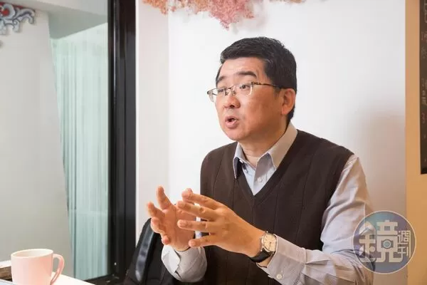 張真卿表示，台股站回20日線且月線上揚，是新一波多頭的開始。