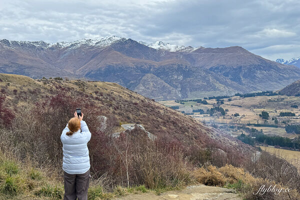 ▲▼紐西蘭南島必拍景點「Crown Range Road Scenic Lookout皇冠山脈公路」，瓦納卡到皇后鎮的絕美公路。（圖／部落客飛天璇提供）