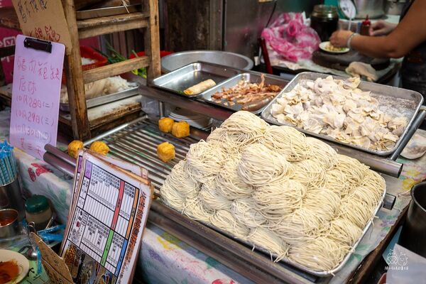 ▲▼宜蘭近50年美食推薦「火生餛飩麵店」。（圖／部落客陳小可提供）