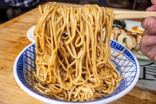 ▲▼宜蘭近50年美食推薦「火生餛飩麵店」。（圖／部落客陳小可提供）