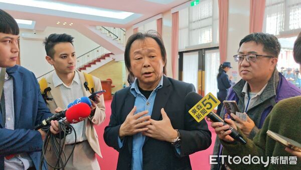 ▲▼民進黨立委王世堅受訪。（圖／記者陳煥丞攝）