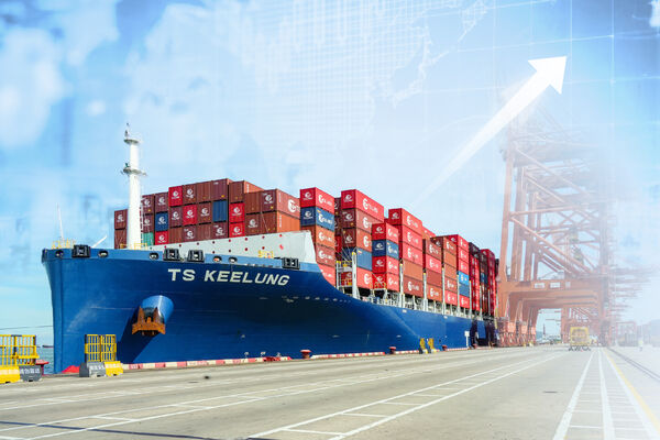 ▲德翔海運公布最新未經審核營運資訊，著手強化設備與航線布局。(圖／德翔海運提供)