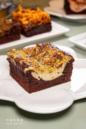 ▲▼高雄方塊布朗尼專門店「兔仔花甜點」，超過10種口味選擇！（圖／部落客虎麗提供）