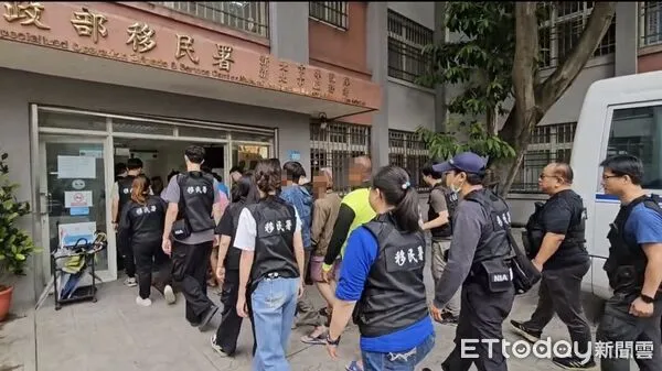 ▲移民署拂曉出擊一舉破獲泰籍非工仲介集團。（圖／記者陸運陞翻攝，下同）