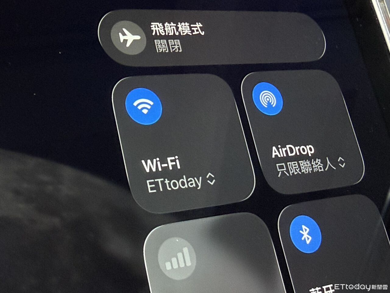 照片、影片終於能丟原檔了！iPhone、Android互傳功能正式上線