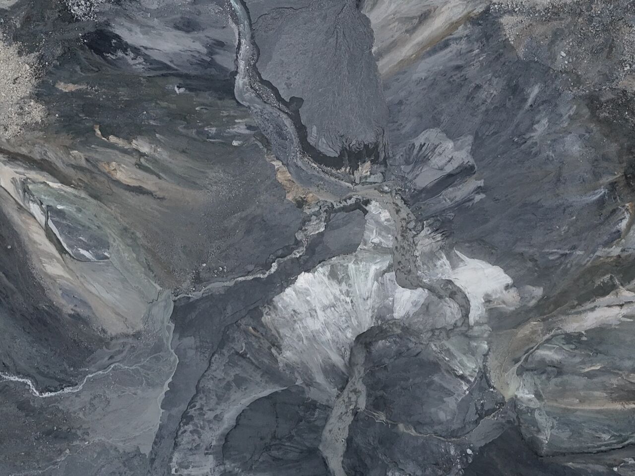 馬太鞍溪堰塞湖水位降132.6m　第3湖區土砂已被沖刷完全消失