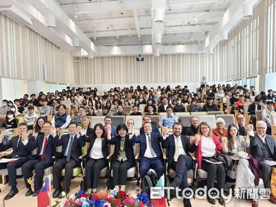 義大利五大名校教授齊聚逢甲　締造近年最大建築教育交流陣容