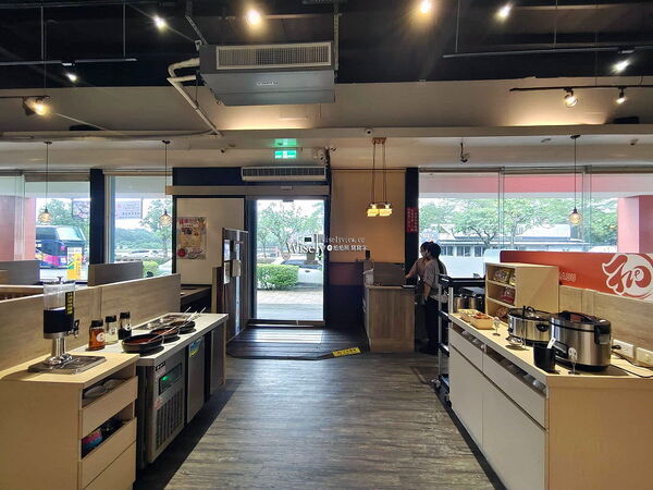 ▲▼宜蘭羅東半自助火鍋吃到飽「和口田鍋物」，主食配菜飲料冰品任享用。（圖／部落客WISELY提供）