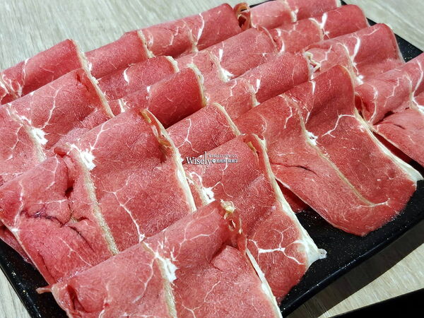 ▲▼宜蘭羅東半自助火鍋吃到飽「和口田鍋物」，主食配菜飲料冰品任享用。（圖／部落客WISELY提供）