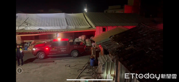 ▲高壓細水霧消防車於後壁三合院火警中迅速壓制火勢，成功避免延燒。（記者林東良翻攝，下同）