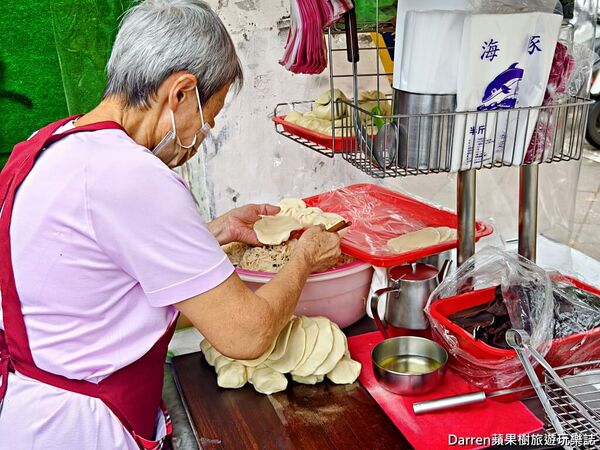 ▲▼台北排隊美食推薦「古亭佳味蘿蔔絲餅」必吃豆沙餅、酥香蘿蔔絲餅。（圖／部落客DARREN提供）