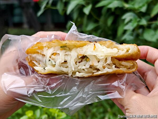▲▼台北排隊美食推薦「古亭佳味蘿蔔絲餅」必吃豆沙餅、酥香蘿蔔絲餅。（圖／部落客DARREN提供）