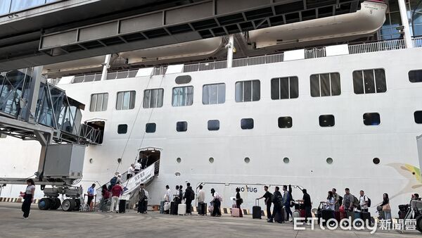 ▲▼麗星郵輪探索星號。（圖／記者賴文萱攝）