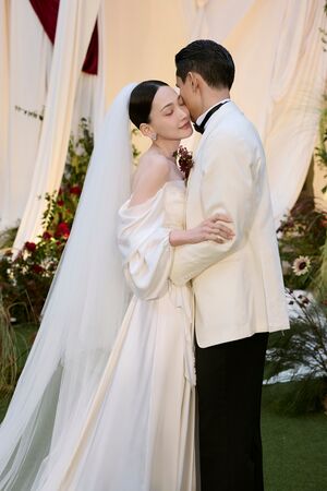 ▲林映唯與交往三年的男友Richard步入禮堂，正式成為夫妻。（圖／自由試娛樂提供）