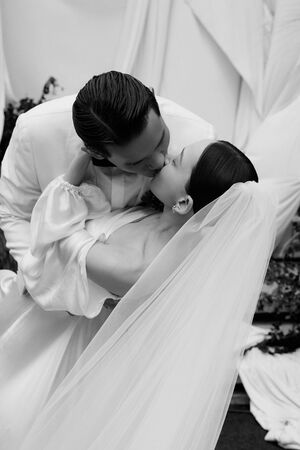 ▲林映唯與交往三年的男友Richard步入禮堂，正式成為夫妻。（圖／自由試娛樂提供）