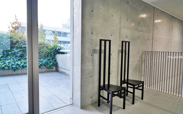 ▲▼日本山陽「岡山信用金庫」由世界知名建築師安藤忠雄設計，現代簡約時尚，免費參觀還有專人導覽。（圖／部落客Mika提供）