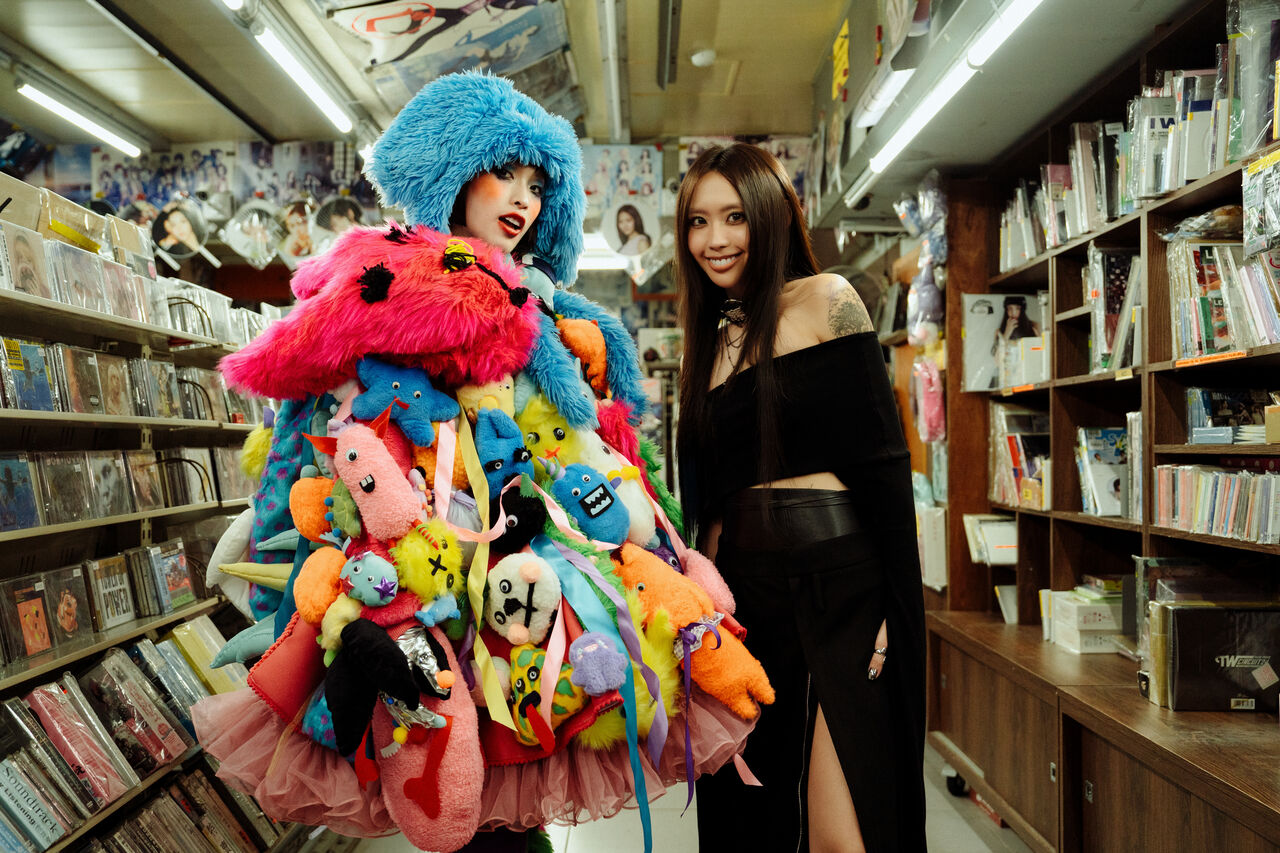 ▲▼李芷婷〈燒成灰燼〉。（圖／華納提供）