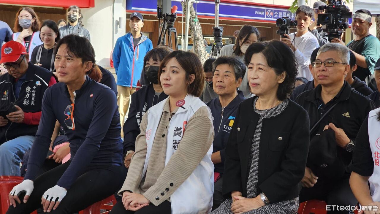 柯文哲仍面對司法追殺　黃國昌曝言詞辯論將「忠實反映給人民」