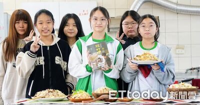 搶七點半報到!鼓山高中晨讀變王牌課程 校長導讀破千學生響應