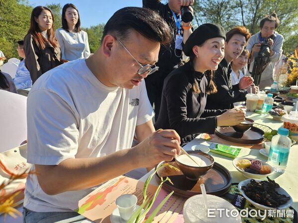 ▲▼儒記茶飲，茶博會。（圖／記者陳冠宇攝）