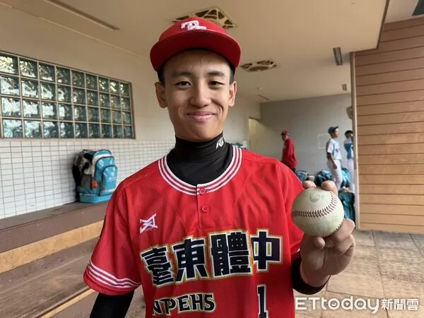 ▲曾睿豪滿壘拆彈、後援好投，率台東體中闖進8強。（圖／記者楊舒帆攝）