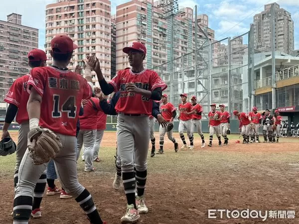 ▲曾睿豪滿壘拆彈、後援好投，率台東體中闖進8強。（圖／記者楊舒帆攝）