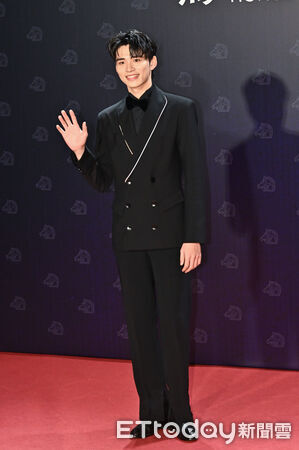 ▲▼第62屆金馬獎頒獎典禮星光大道，金馬遞獎大使王品澔、何曼希、陳泰河、楊富江。（圖／記者林敬旻攝）