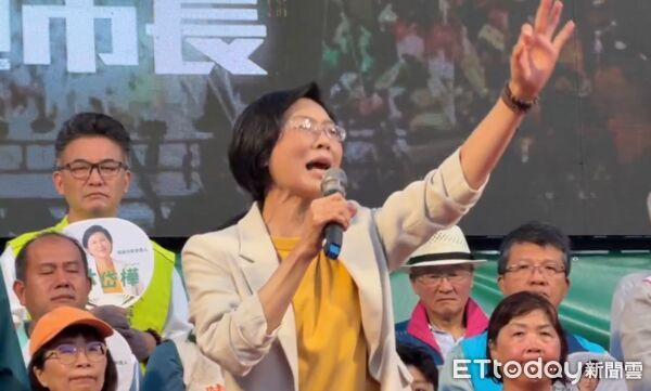 ▲民進黨高雄市長初選參選人林岱樺於旗山公共體育場舉辦造勢會。（圖／記者陳宏瑞攝）