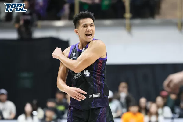 ▲攻城獅高國豪、夢想家馬建豪、霍爾曼。（圖／TPBL職籃提供）