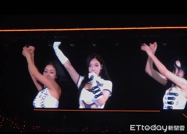 ▲▼TWICE高雄演唱會day1。（圖／讀者提供）