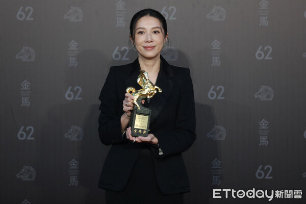 ▲▼  金馬62頒獎典禮 後臺得獎感言-最佳造型設計 -許力文大濛。（圖／記者攝影中心攝）