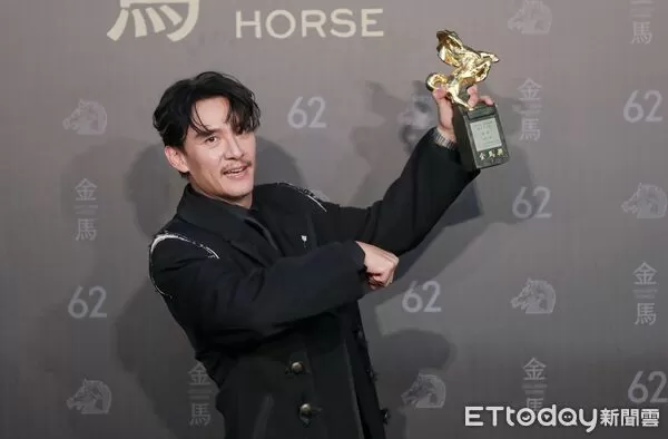 ▲▼金馬62頒獎典禮 後臺得獎感言最佳男主角-張震。（圖／記者周宸亘攝）