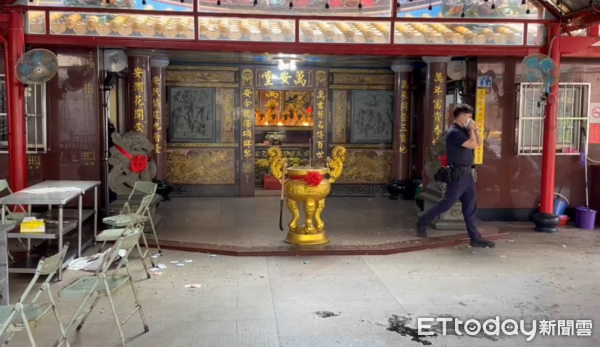 ▲▼基隆宮廟萬安堂氣爆，老翁臟器外露搶救中。（圖／記者郭世賢翻攝）