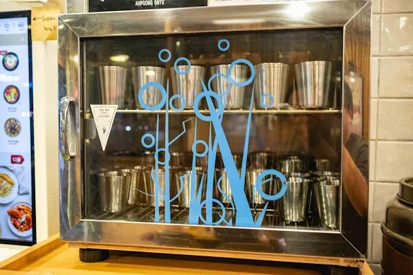 ▲▼金家紫菜包飯明洞站店。（圖／部落客美熊提供）