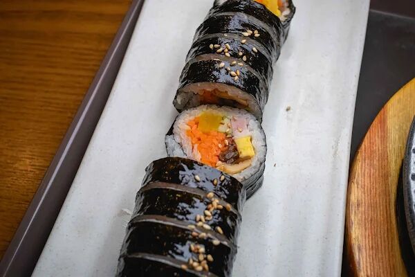 ▲▼金家紫菜包飯明洞站店。（圖／部落客美熊提供）