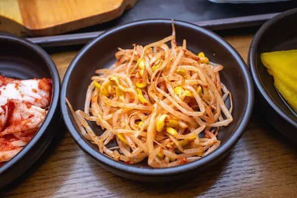 ▲▼金家紫菜包飯明洞站店。（圖／部落客美熊提供）