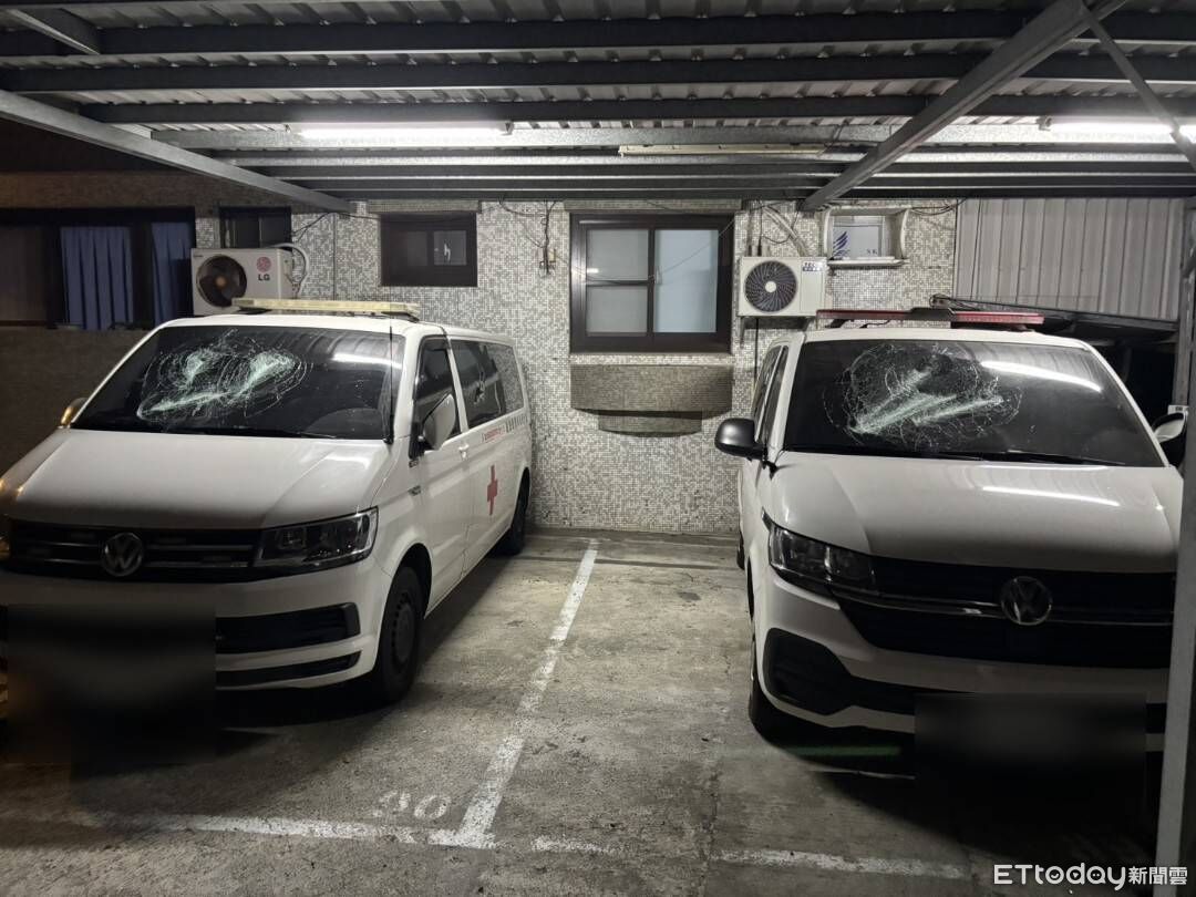 屏東2男闖恆春旅遊醫院「砸爛救護車」　疑葬儀社搶業務爆衝突