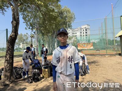 簡書曜3安猛打、投手群輪番壓制 福林國小提前扣倒石泉挺進複賽