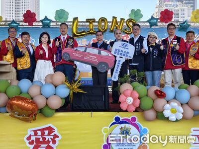 國際獅子會台中募款1700萬創紀錄 贈復康巴士、勤務車挹注社福