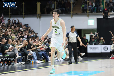 夢想家24顆三分、轟128分擊垮戰神　一戰締造3項聯盟新紀錄