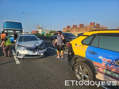 國道1號5車連環撞!「3車遭波及」2駕駛送醫
