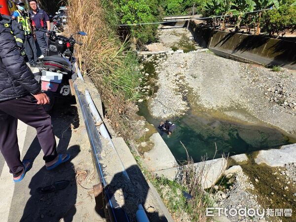 ▲快訊／台北女大生魂斷台中！出遊疑疲勞駕駛　學姐後視鏡目睹墜谷崩潰報警。（圖／記者游瓊華翻攝）