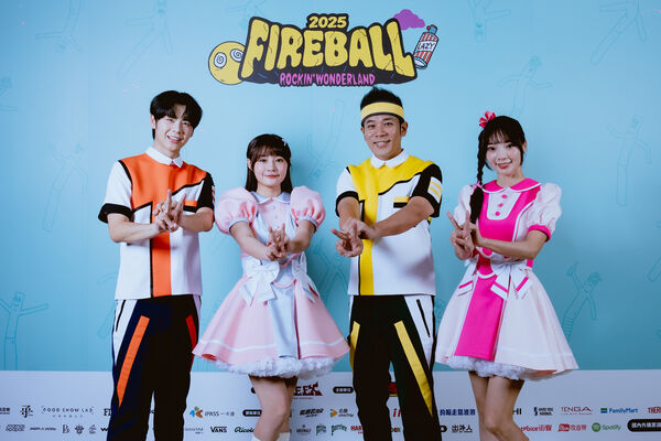 ▲▼滅火器、玖壹壹。（圖／夥球擊提供）