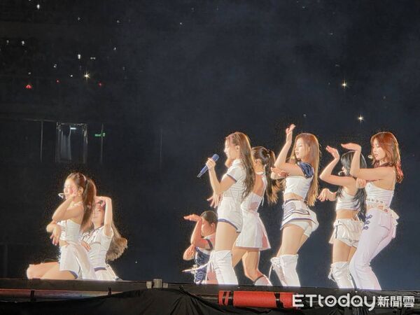 ▲▼TWICE  。（圖／讀者提供）