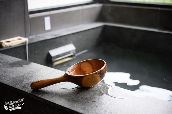 ▲▼苗栗全台唯一島上溫泉「虎山溫泉會館」！走吊橋、泡美人湯。（圖／部落客滿分提供）