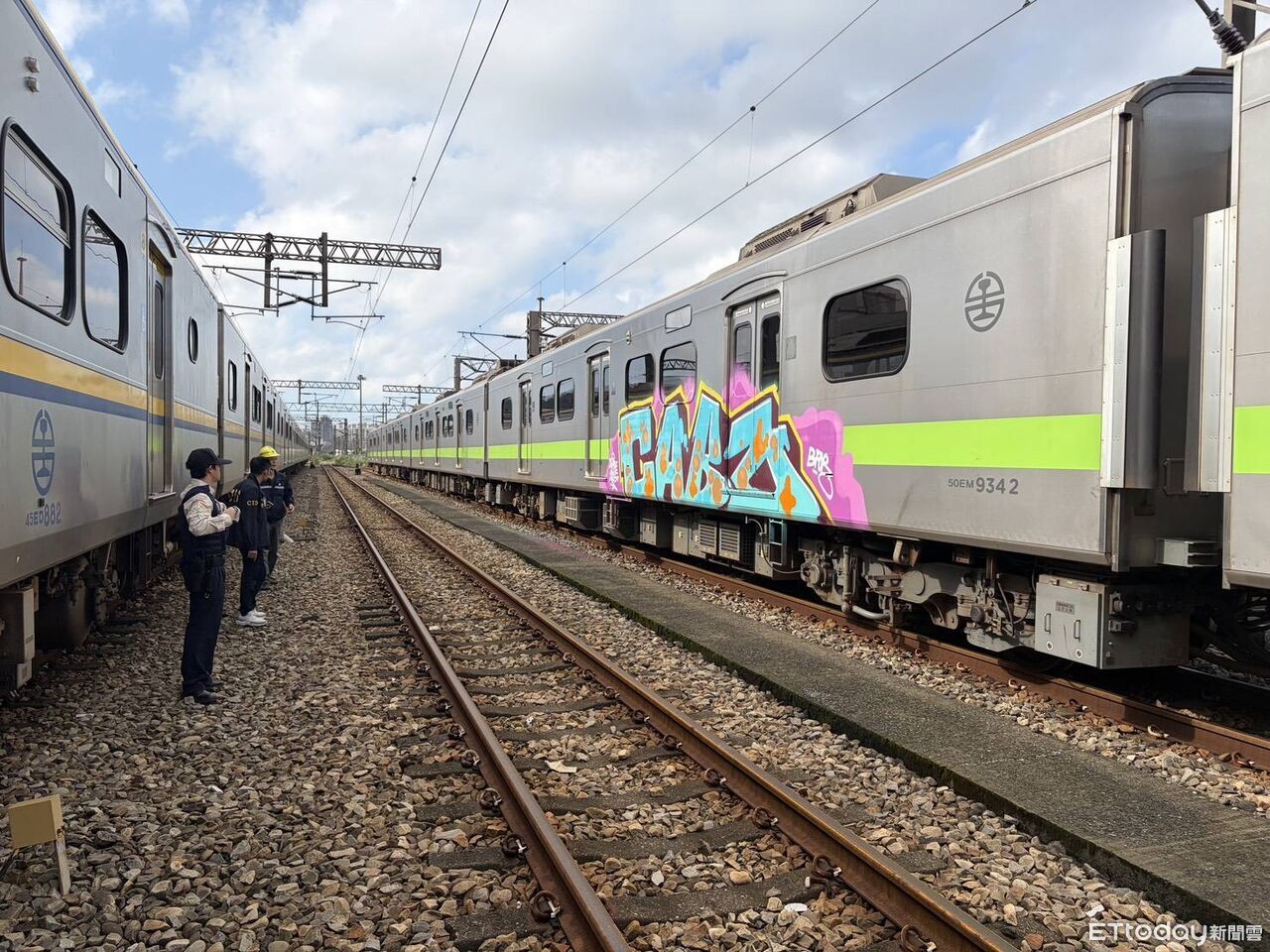 不明人士侵入調度場！台鐵車廂又遭塗鴉　10年內3次