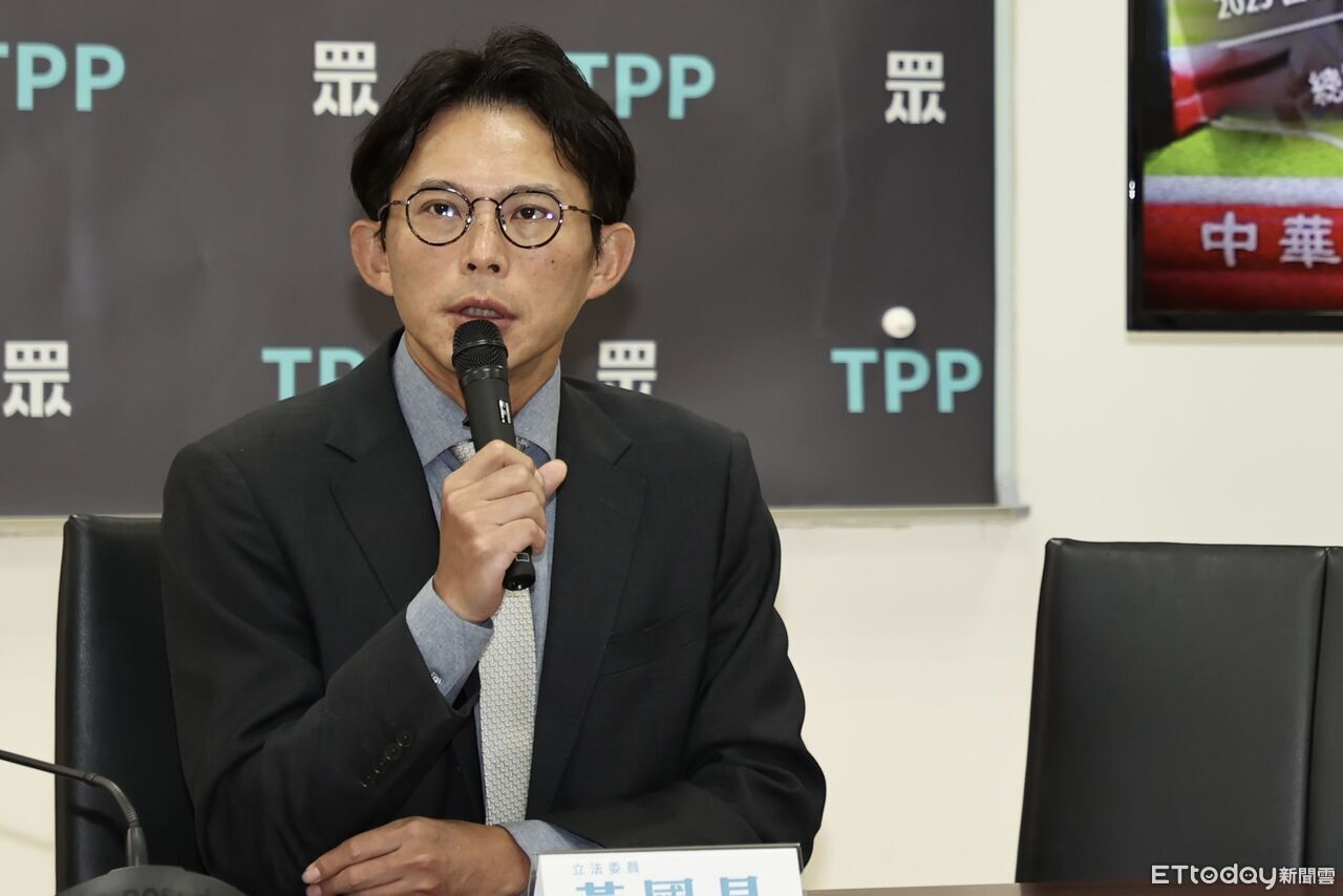 北市白拚議員「4+2」、藍喊要過半　黃國昌：綠席次變少就都達成