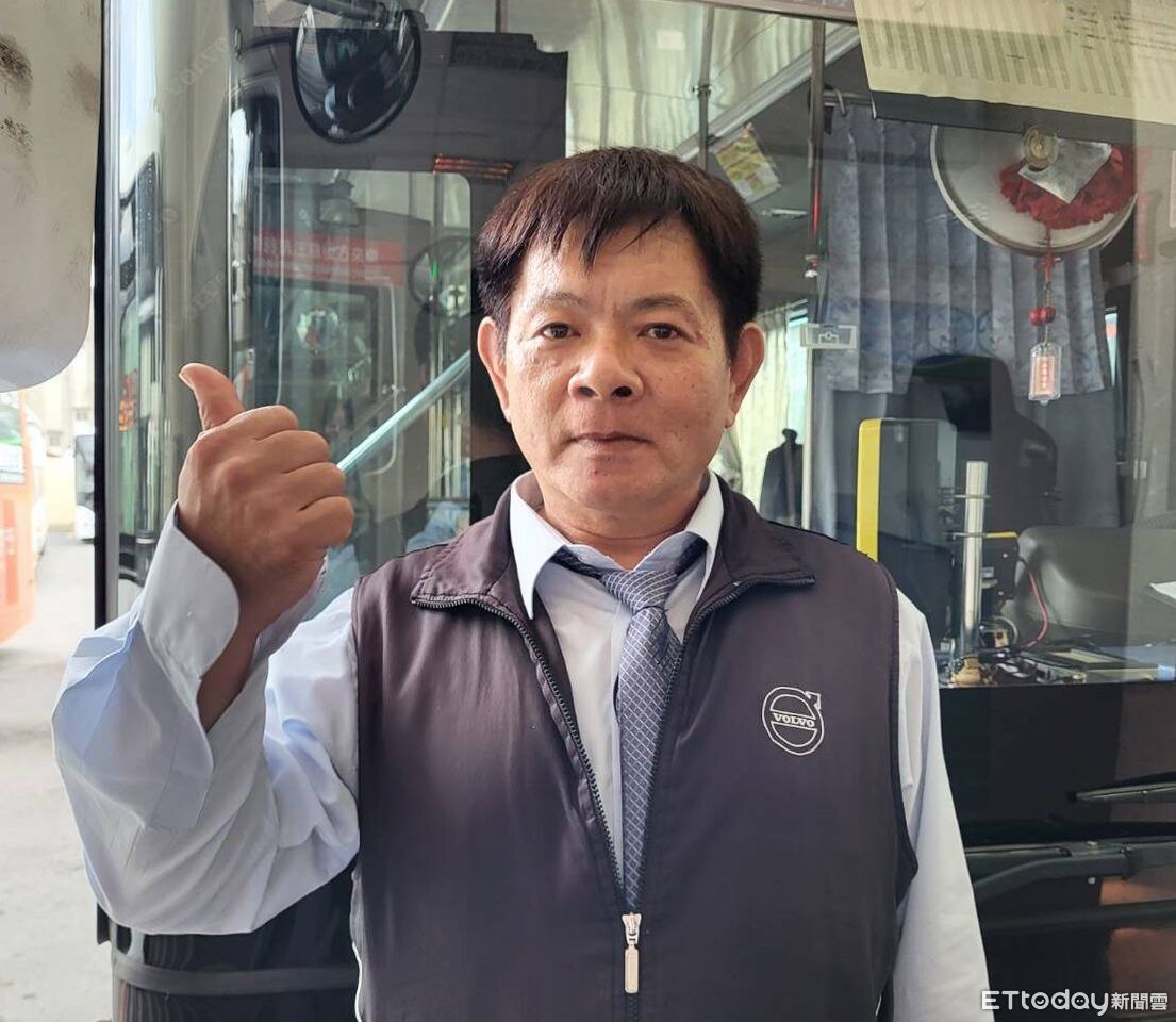 貨車追撞綠17！　台南公車司機邱英詔臨危不亂疏散乘客獲肯定